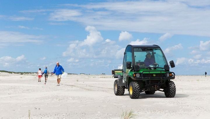 Beach cleanup Schiermonnikoog