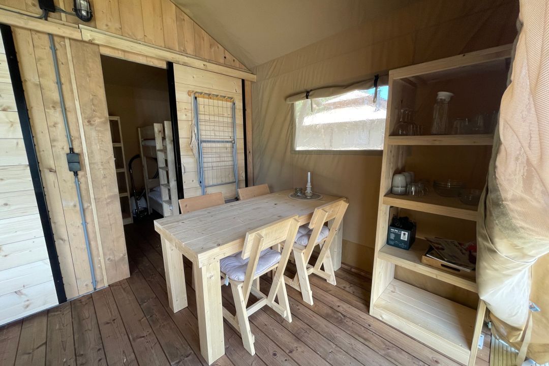 Safaritent Flued op Schiermonnikoog | Luxe tentverblijf in de duinen