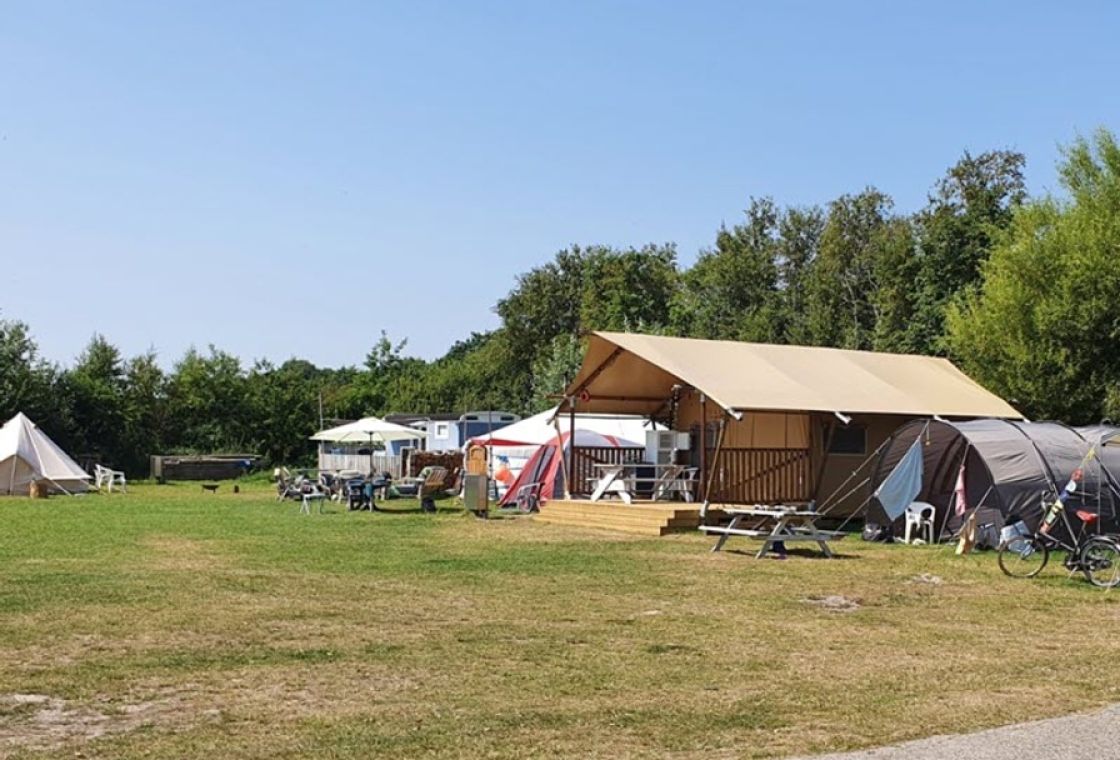 Safaritent Straun | Luxe glamping voor 6 personen op Schiermonnikoog