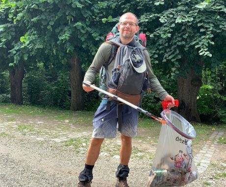 Mark Verdonschot met zwerfafval