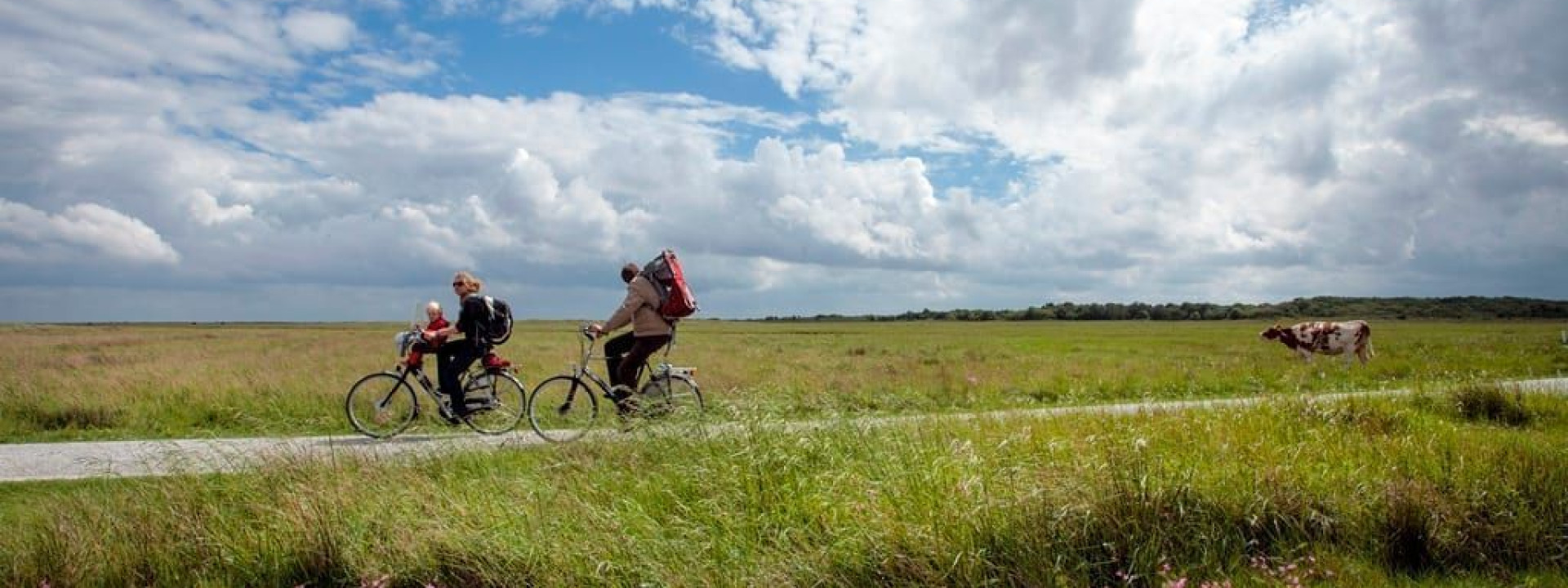heerlijk wandelem in de duinen en op het strand van Schiermonnikoog