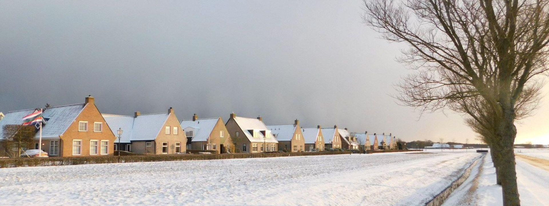 de vertrouwde lichten van de Schiermonnikoger vuurtoren