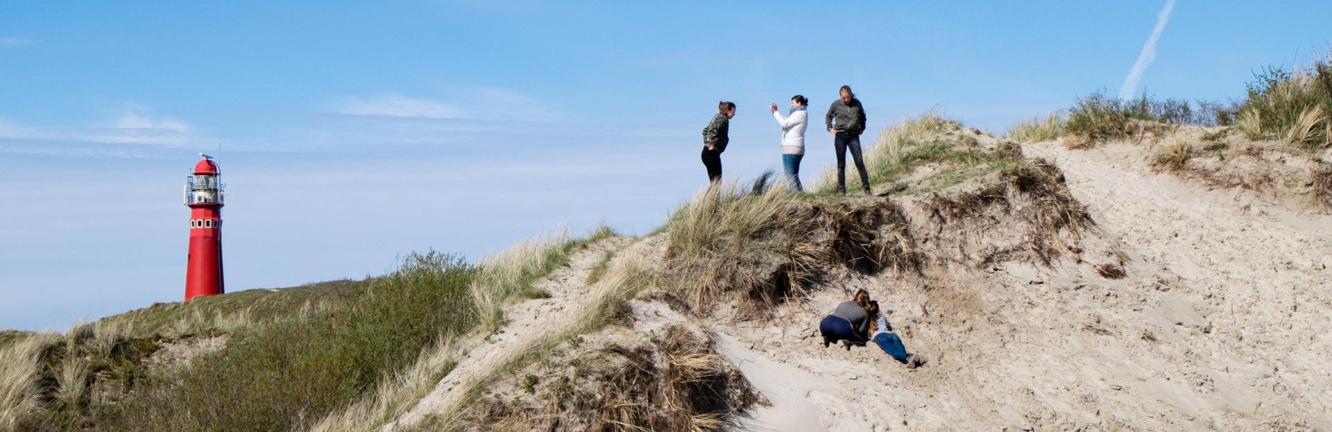 bingo! op de foto met de vuurtoren van Schiermonnikoog