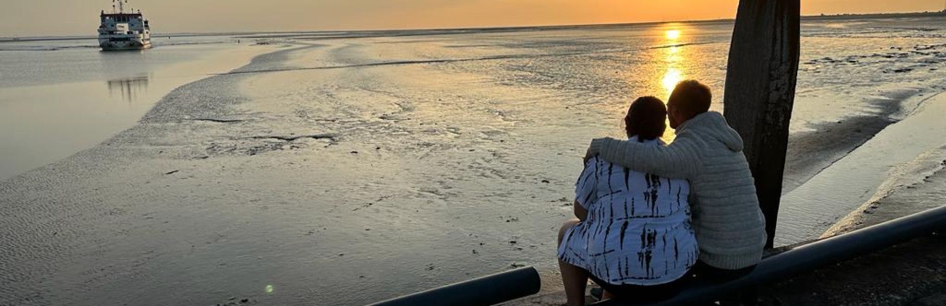 wachten op de veerboot van Schiermonnikoog