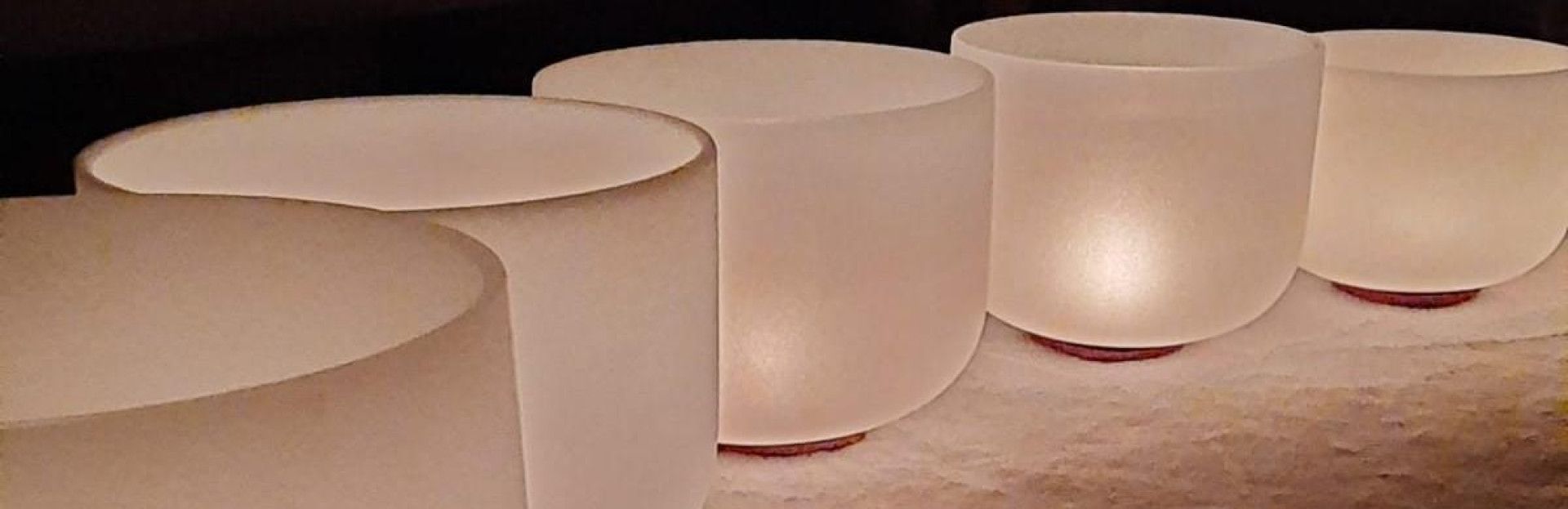 Yin yoga op het strand van Schiermonnikoog