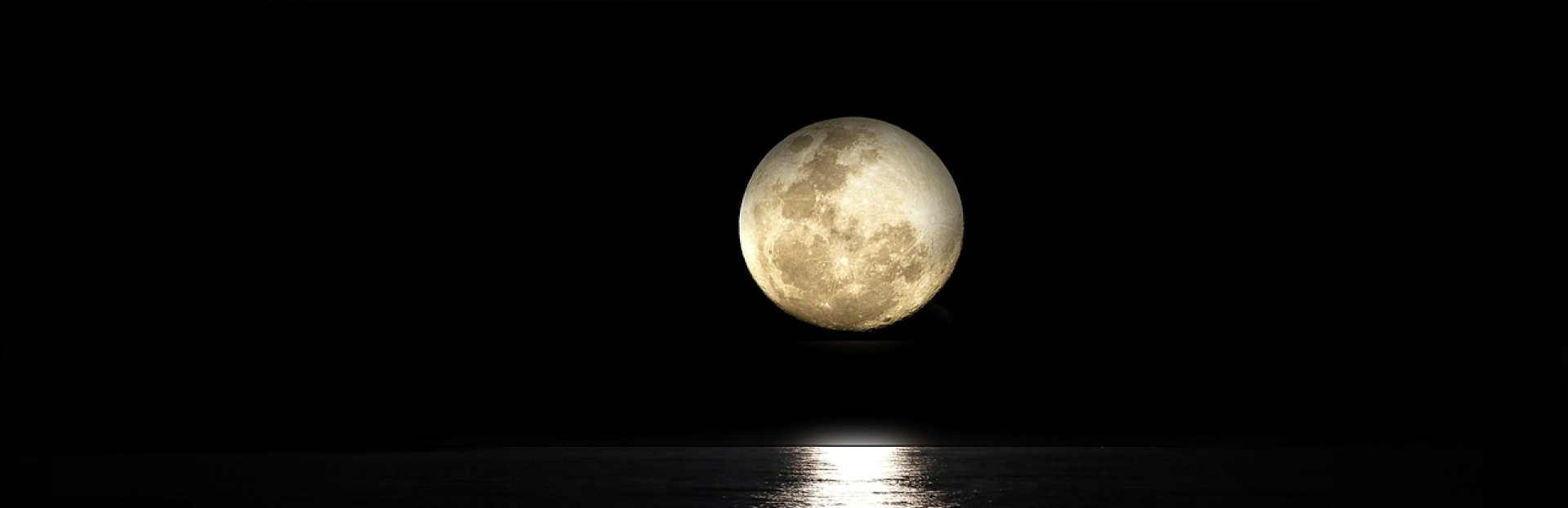 de maan valt niet (credits pixabay)