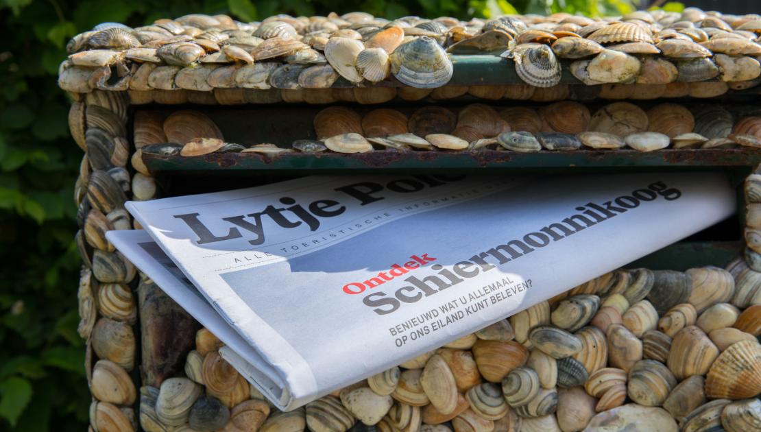 de lytje pole krant in de brievenbus
