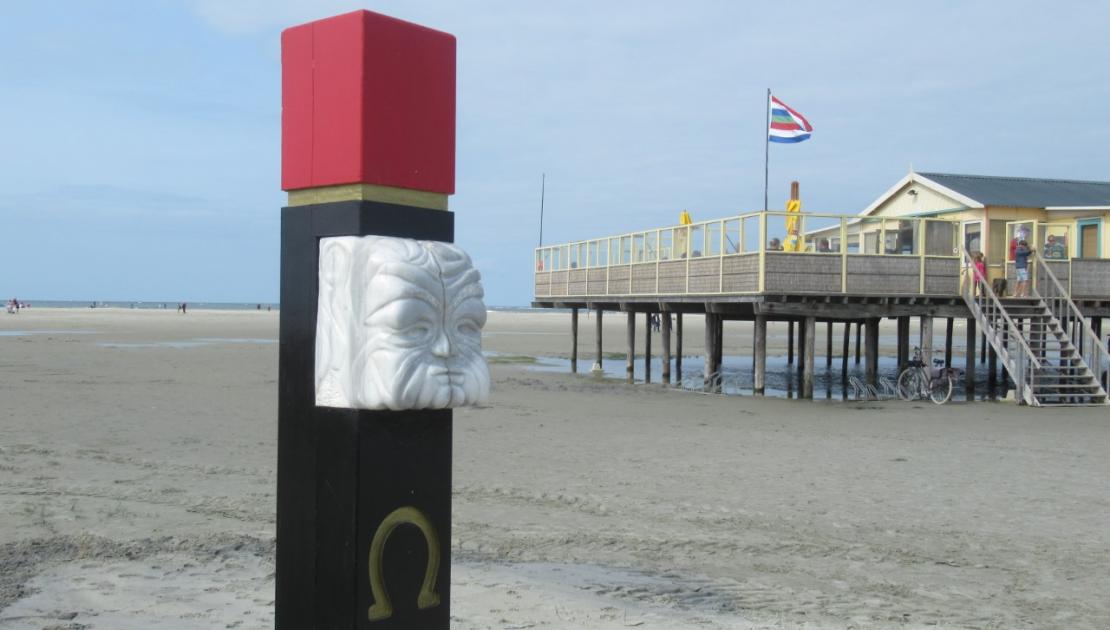 strandpalen op Schiermonnikoog